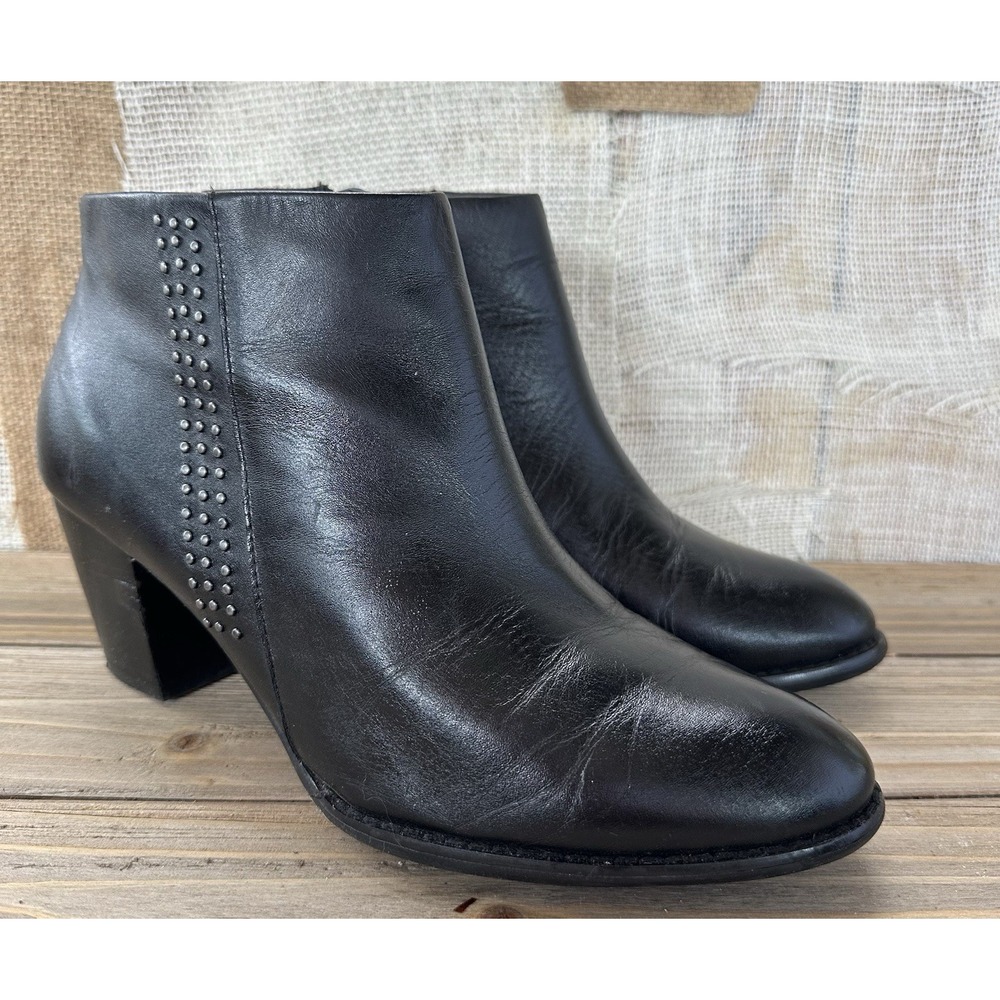 Vionic Ankle Boots Orthotic Leather Studded Womens 9 Black Good
